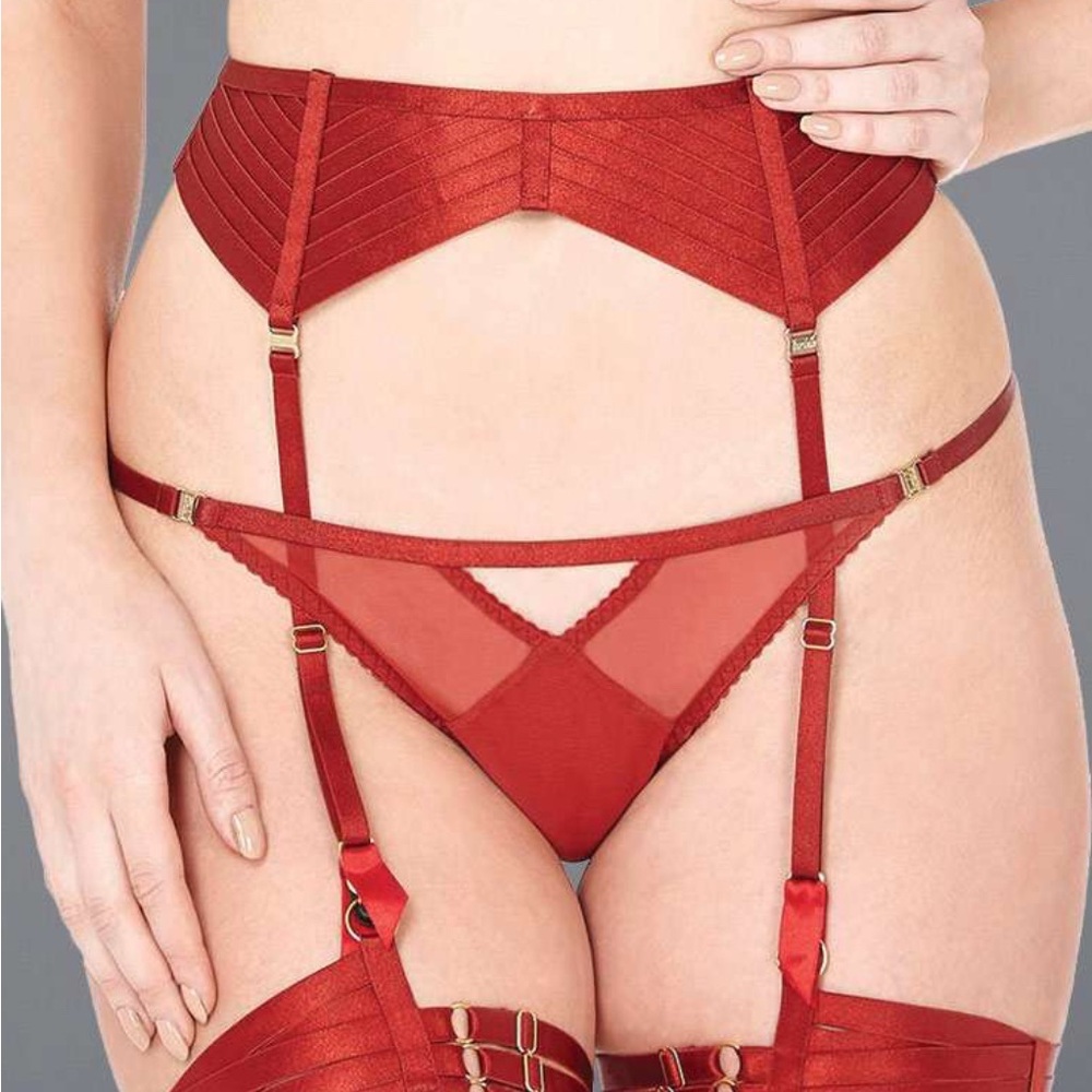 Bordelle Tomoe Red Garter Belt | medium